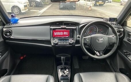Toyota Corolla, 2018 год, 990 000 рублей, 10 фотография