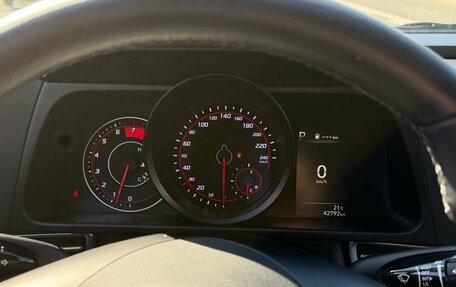 Hyundai Avante, 2021 год, 1 799 000 рублей, 13 фотография