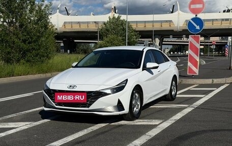Hyundai Avante, 2021 год, 1 799 000 рублей, 3 фотография