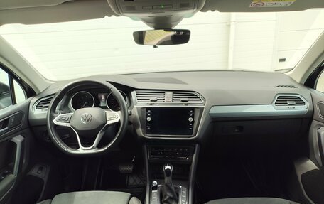 Volkswagen Tiguan II, 2021 год, 3 495 000 рублей, 12 фотография