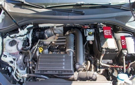 Volkswagen Tiguan II, 2017 год, 1 759 000 рублей, 27 фотография