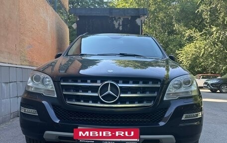 Mercedes-Benz M-Класс, 2011 год, 1 900 000 рублей, 6 фотография
