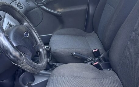 Ford Focus IV, 2004 год, 160 000 рублей, 5 фотография