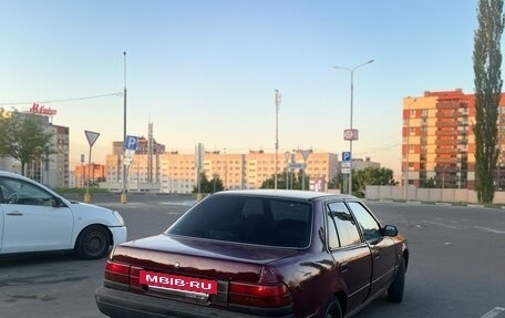 Toyota Carina, 1992 год, 85 000 рублей, 4 фотография