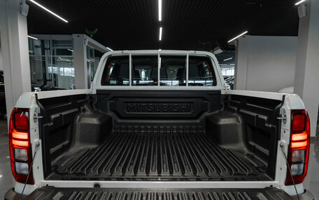 Mitsubishi L200, 2025 год, 5 200 000 рублей, 23 фотография