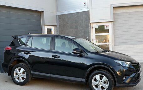 Toyota RAV4, 2016 год, 2 699 000 рублей, 2 фотография