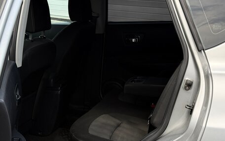 Nissan Qashqai, 2011 год, 890 000 рублей, 21 фотография