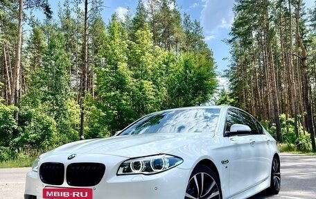 BMW 5 серия, 2016 год, 2 490 000 рублей, 2 фотография