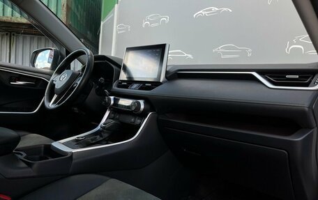 Toyota RAV4, 2022 год, 3 098 700 рублей, 9 фотография