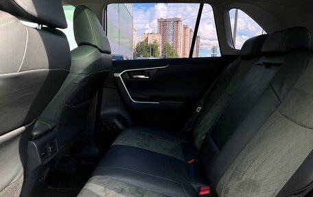 Toyota RAV4, 2022 год, 3 098 700 рублей, 11 фотография