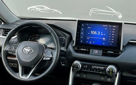 Toyota RAV4, 2022 год, 3 098 700 рублей, 15 фотография
