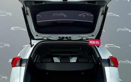Toyota RAV4, 2022 год, 3 098 700 рублей, 14 фотография