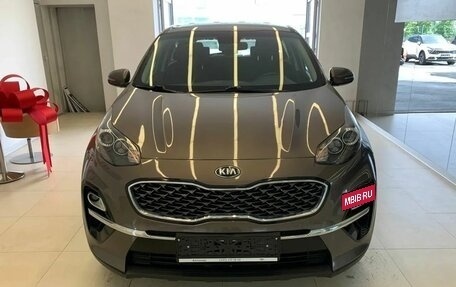 KIA Sportage IV рестайлинг, 2019 год, 2 300 000 рублей, 2 фотография