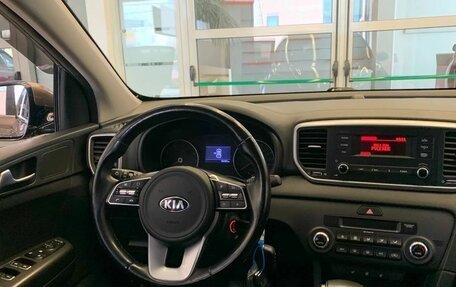 KIA Sportage IV рестайлинг, 2019 год, 2 300 000 рублей, 8 фотография