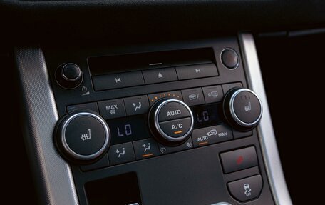 Land Rover Range Rover Evoque I, 2014 год, 1 595 000 рублей, 15 фотография