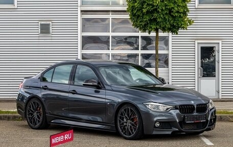 BMW 3 серия, 2018 год, 2 095 000 рублей, 3 фотография