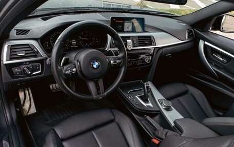 BMW 3 серия, 2018 год, 2 095 000 рублей, 13 фотография