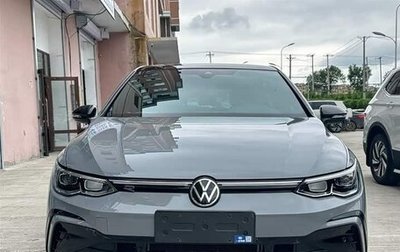 Volkswagen Golf VIII, 2023 год, 2 450 000 рублей, 1 фотография