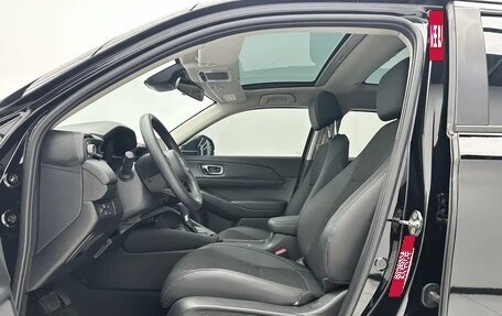 Honda Vezel, 2023 год, 1 780 000 рублей, 4 фотография