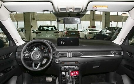 Mazda CX-5 II, 2025 год, 4 099 900 рублей, 7 фотография