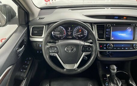 Toyota Highlander III, 2014 год, 2 499 000 рублей, 11 фотография
