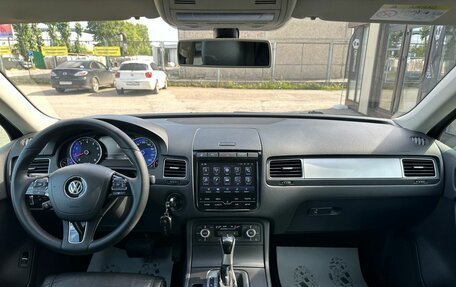 Volkswagen Touareg III, 2015 год, 2 170 000 рублей, 17 фотография