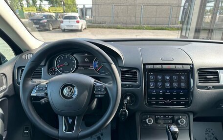 Volkswagen Touareg III, 2015 год, 2 170 000 рублей, 18 фотография