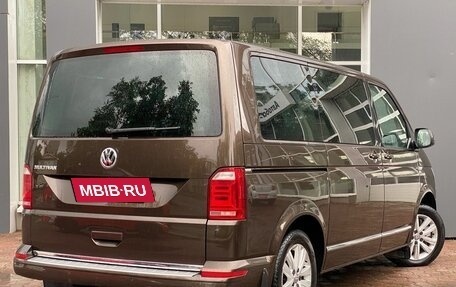 Volkswagen Multivan T6 рестайлинг, 2019 год, 3 999 000 рублей, 3 фотография