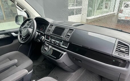 Volkswagen Multivan T6 рестайлинг, 2019 год, 3 999 000 рублей, 11 фотография