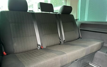 Volkswagen Multivan T6 рестайлинг, 2019 год, 3 999 000 рублей, 16 фотография