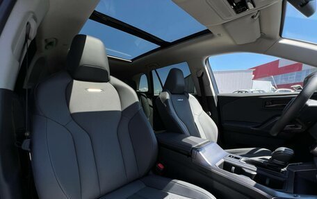 Toyota RAV4, 2025 год, 3 890 000 рублей, 9 фотография