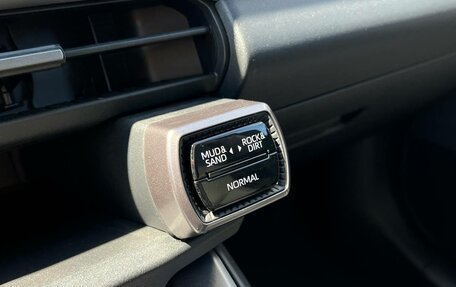 Toyota RAV4, 2025 год, 3 890 000 рублей, 21 фотография
