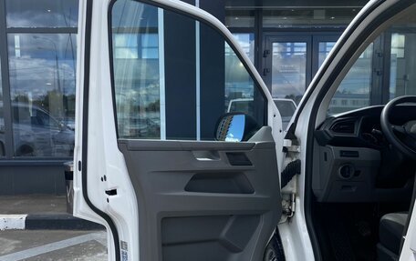 Volkswagen Transporter T6 рестайлинг, 2021 год, 3 470 000 рублей, 15 фотография