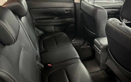 Mitsubishi Outlander III рестайлинг 3, 2018 год, 1 649 000 рублей, 20 фотография