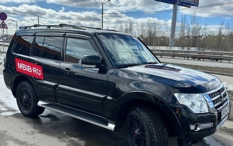 Mitsubishi Pajero IV, 2015 год, 2 650 000 рублей, 5 фотография