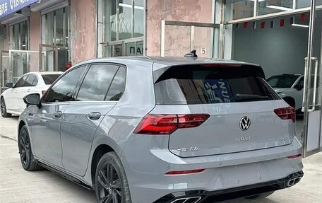 Volkswagen Golf VIII, 2023 год, 2 450 000 рублей, 6 фотография