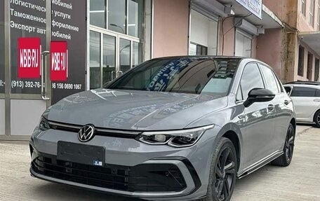 Volkswagen Golf VIII, 2023 год, 2 450 000 рублей, 3 фотография