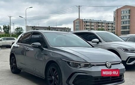 Volkswagen Golf VIII, 2023 год, 2 450 000 рублей, 2 фотография