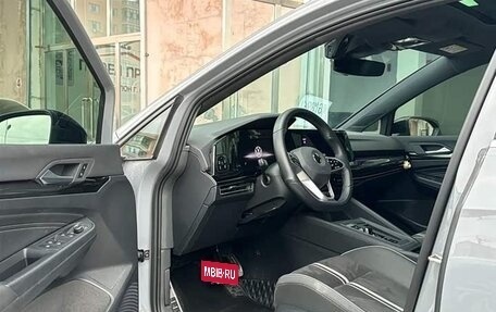 Volkswagen Golf VIII, 2023 год, 2 450 000 рублей, 7 фотография