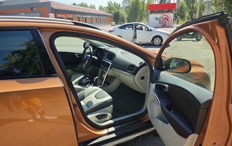 Volvo V40 II рестайлинг, 2013 год, 1 600 000 рублей, 8 фотография