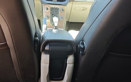 Volvo V40 II рестайлинг, 2013 год, 1 600 000 рублей, 11 фотография