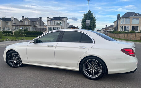 Mercedes-Benz E-Класс, 2019 год, 4 100 000 рублей, 3 фотография