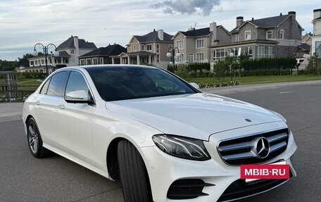 Mercedes-Benz E-Класс, 2019 год, 4 100 000 рублей, 4 фотография