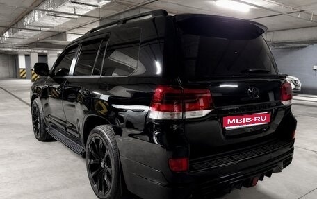 Toyota Land Cruiser 200, 2016 год, 6 120 000 рублей, 1 фотография