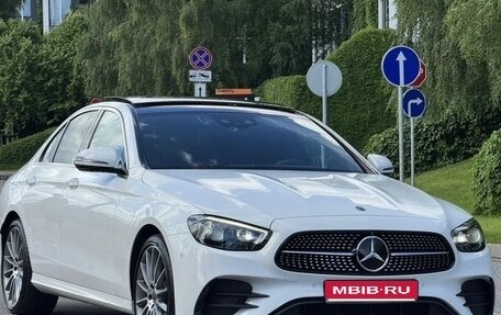 Mercedes-Benz E-Класс, 2020 год, 4 890 000 рублей, 1 фотография