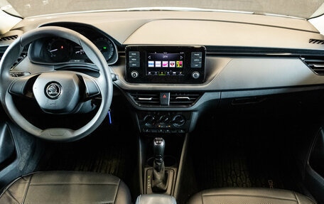 Skoda Rapid II, 2021 год, 1 649 000 рублей, 5 фотография