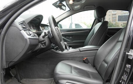 BMW 5 серия, 2013 год, 1 950 000 рублей, 16 фотография