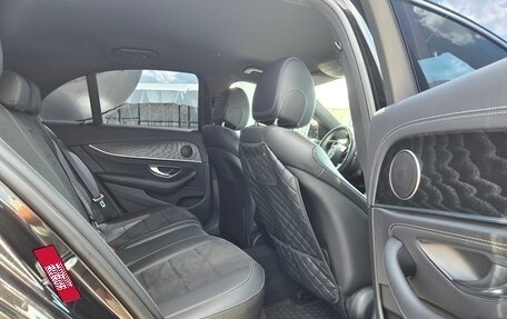 Mercedes-Benz E-Класс, 2021 год, 5 000 000 рублей, 11 фотография