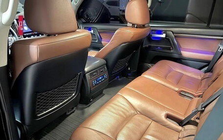 Toyota Land Cruiser 200, 2016 год, 6 120 000 рублей, 12 фотография