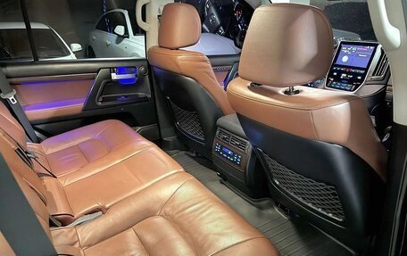 Toyota Land Cruiser 200, 2016 год, 6 120 000 рублей, 14 фотография